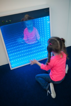 Интерактивная светозвуковая панель "Бесконечность" - «globural.ru» - Междуреченск